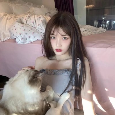 阿胡贾 封面